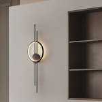 Moderne asymmetrische Wandlampe: Ein stilvolles Beleuchtungselement